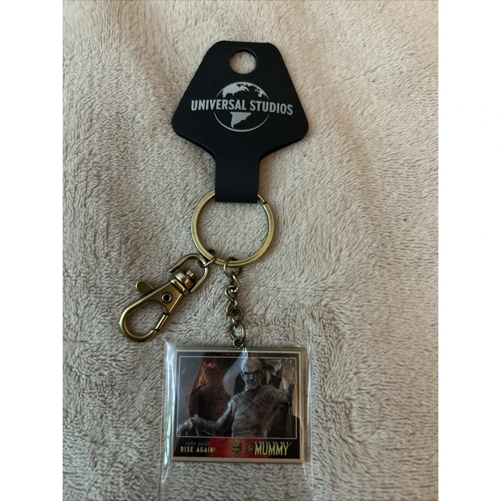 NWT Universal Studios Universal Monsters‎ The Mummy Metal Keychain